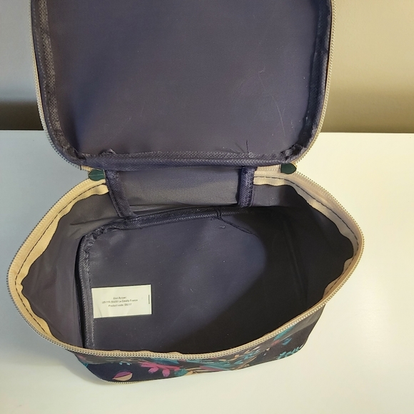 Make-up bag - Picture 4 of 5